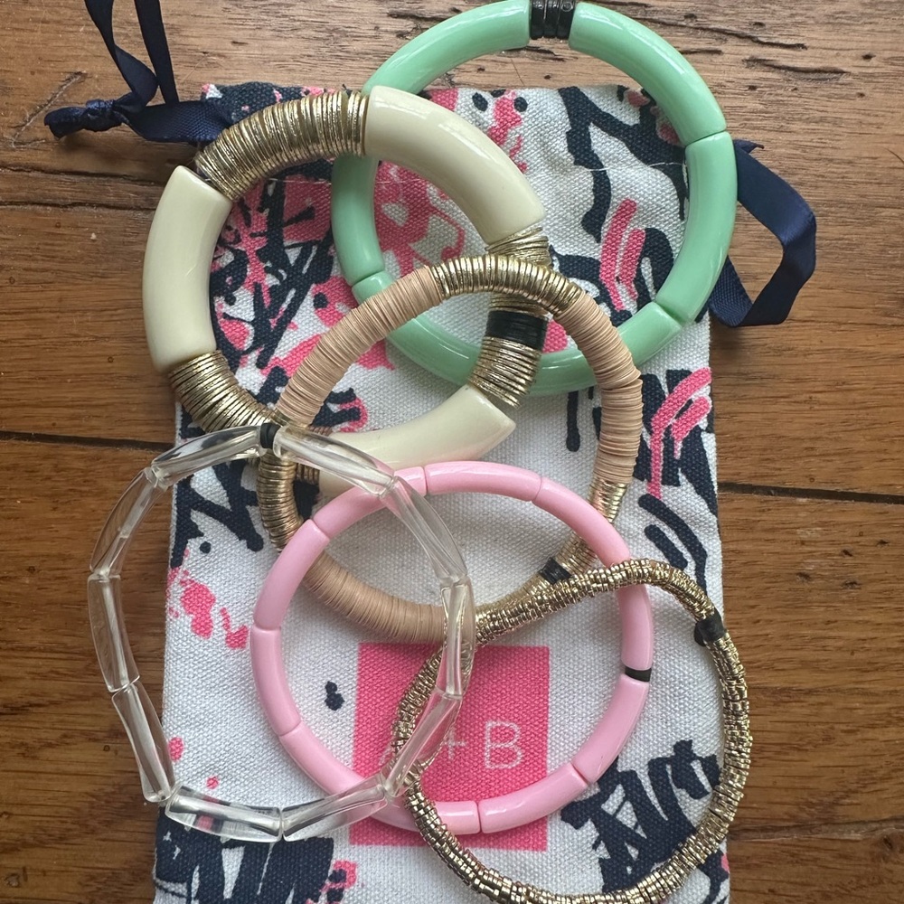 Elegant Pastel Bracelet Set